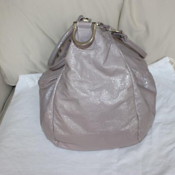 BE&D "Bowery" Hobo-Style Satchel in Lavender Grey - Excellent Condition - Picture 7 of 12